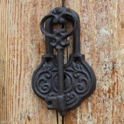 Ancient Key. ALDABA. Cast Iron Knocker REDESIGN® 640880 | L'aura Bella
