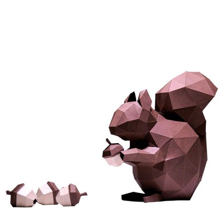 Ardilla, Squirrel. Kit DIY Escultura de papel 3D. Papercraft World