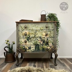 Froggy Meadow Greens. A1 Decoupage Paper Redesign 669584 | L'aura Bella