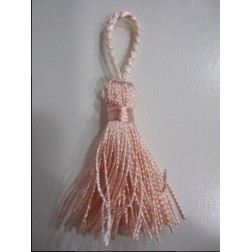 Borla gris. . Decoraciones, Cajón de sastre