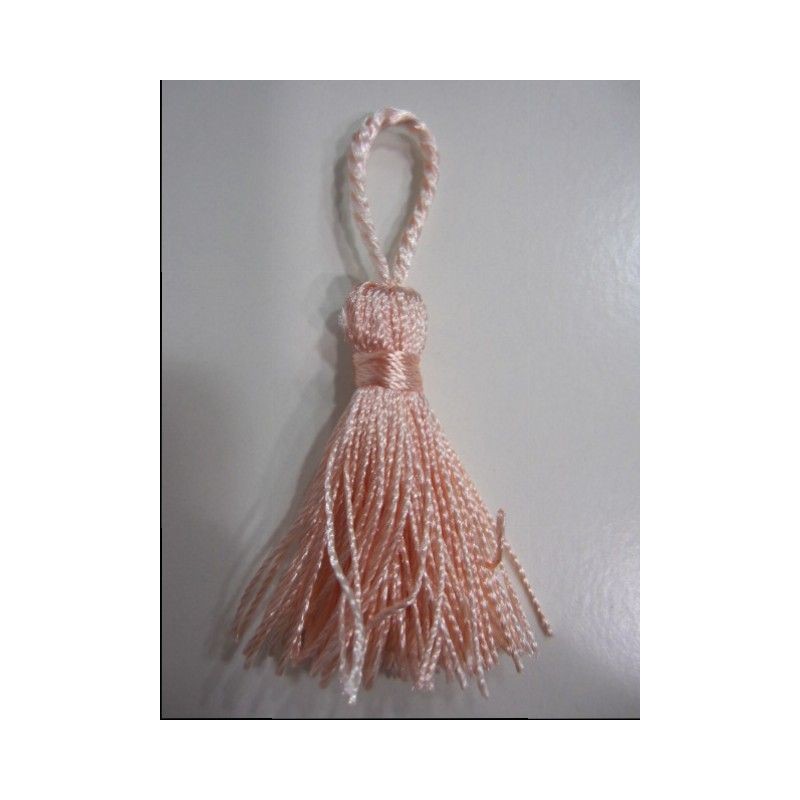 Borla gris. . Decoraciones, Cajón de sastre