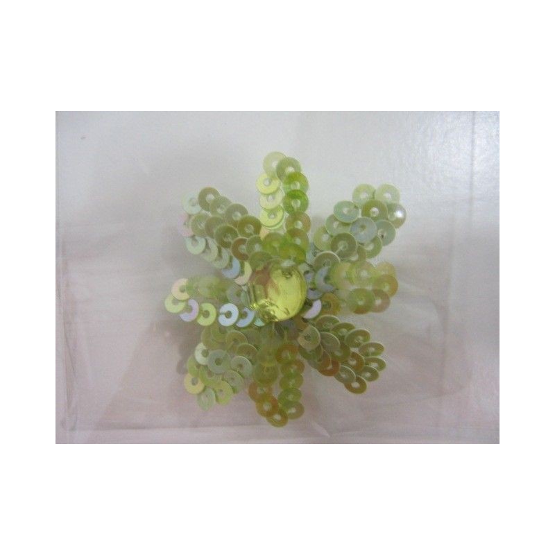 Aplique flor verde. . Decoraciones, Cajón de sastre