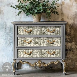 Chasing Petals. Decoupage Tissue Paper Redesign 676629 | L'aura Bella