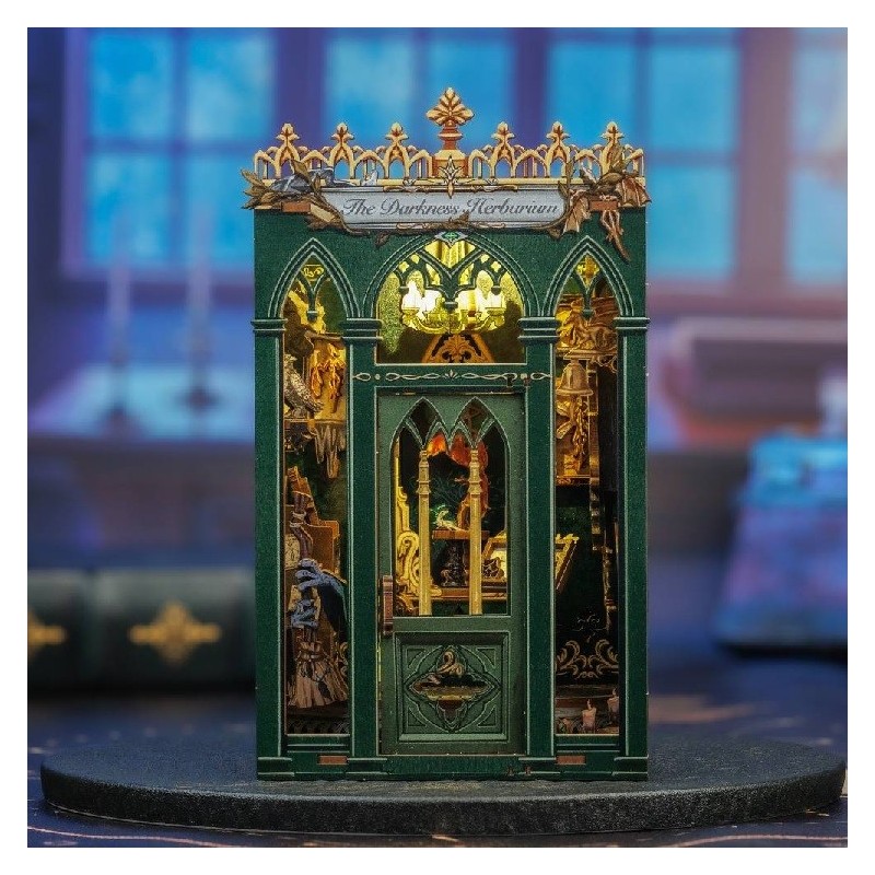 Book Nook: El Herbario de las Sombras. Figured'Art. Book Nook: El Herbario de las Sombras. Figured'Art.