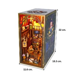 Book Nook: La Casa Mágica de Mira. Figured'Art. | L'aura Bella