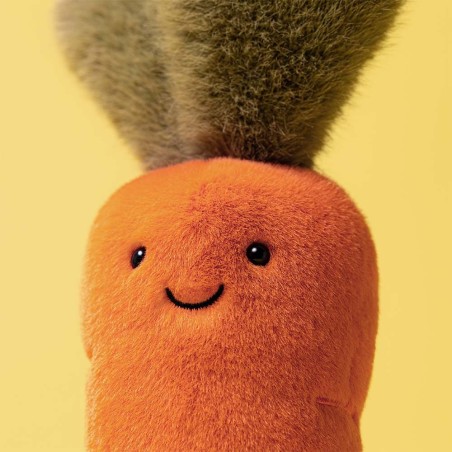 Amuseables Carrot, Zanahoria feliz. Peluche Jellycat. A4CARR