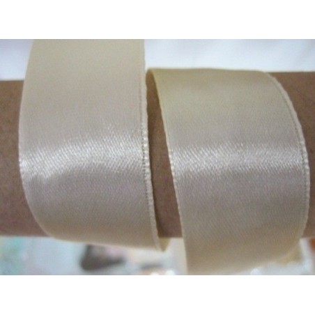 Cinta satén beige 25mm. 1 metro