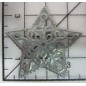 Decoración de metal plateada. Estrella con filigranas 3 x 3 cm. Fabscraps