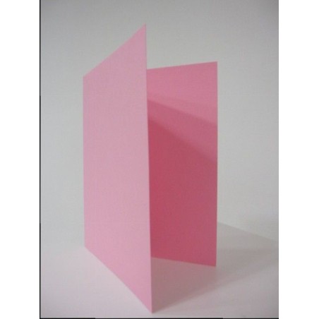 Sobre blanco para scrapbooking con tarjeta color pastel