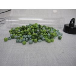 Abalorios. Gama verdes claro. 25 gr