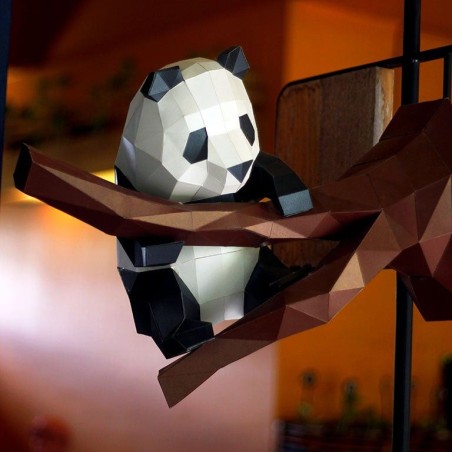 Panda en rama de árbol. Panda and Branch. Wall Art 3D de papel. Kit DIY. Papercraft World