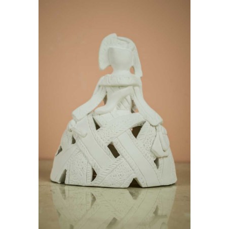 Menina Trazos  escayola. 25 cm